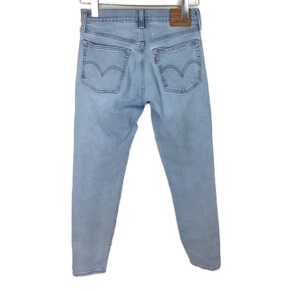 LEVI’S WEDGIE ICON FIT LIGHT DENIM JEANS 26 - Picture 8 of 13